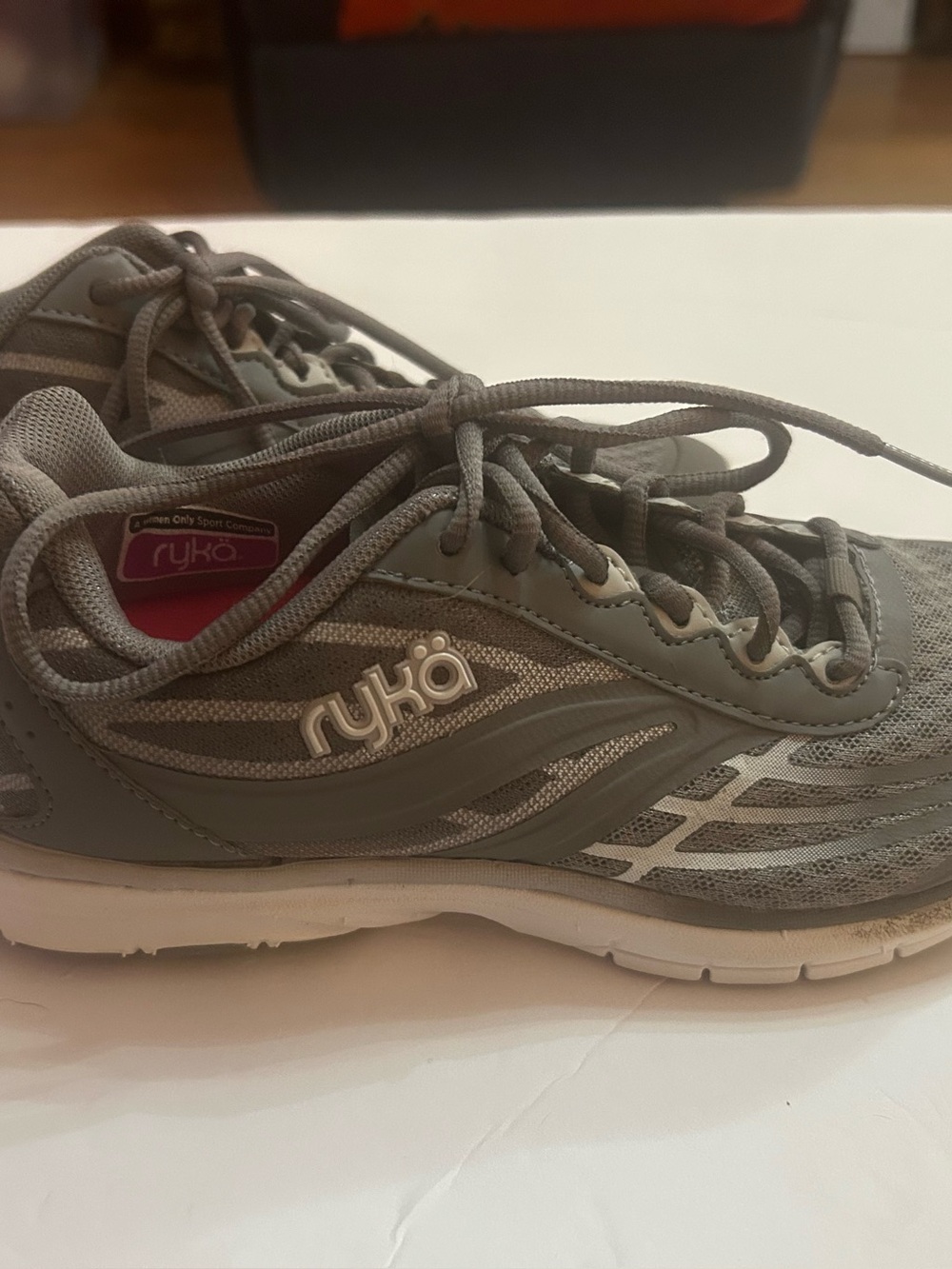 Ryka Women's Gray Athletic Sneakers “Deliberate” NIB size 5 1/2, 5.5 New